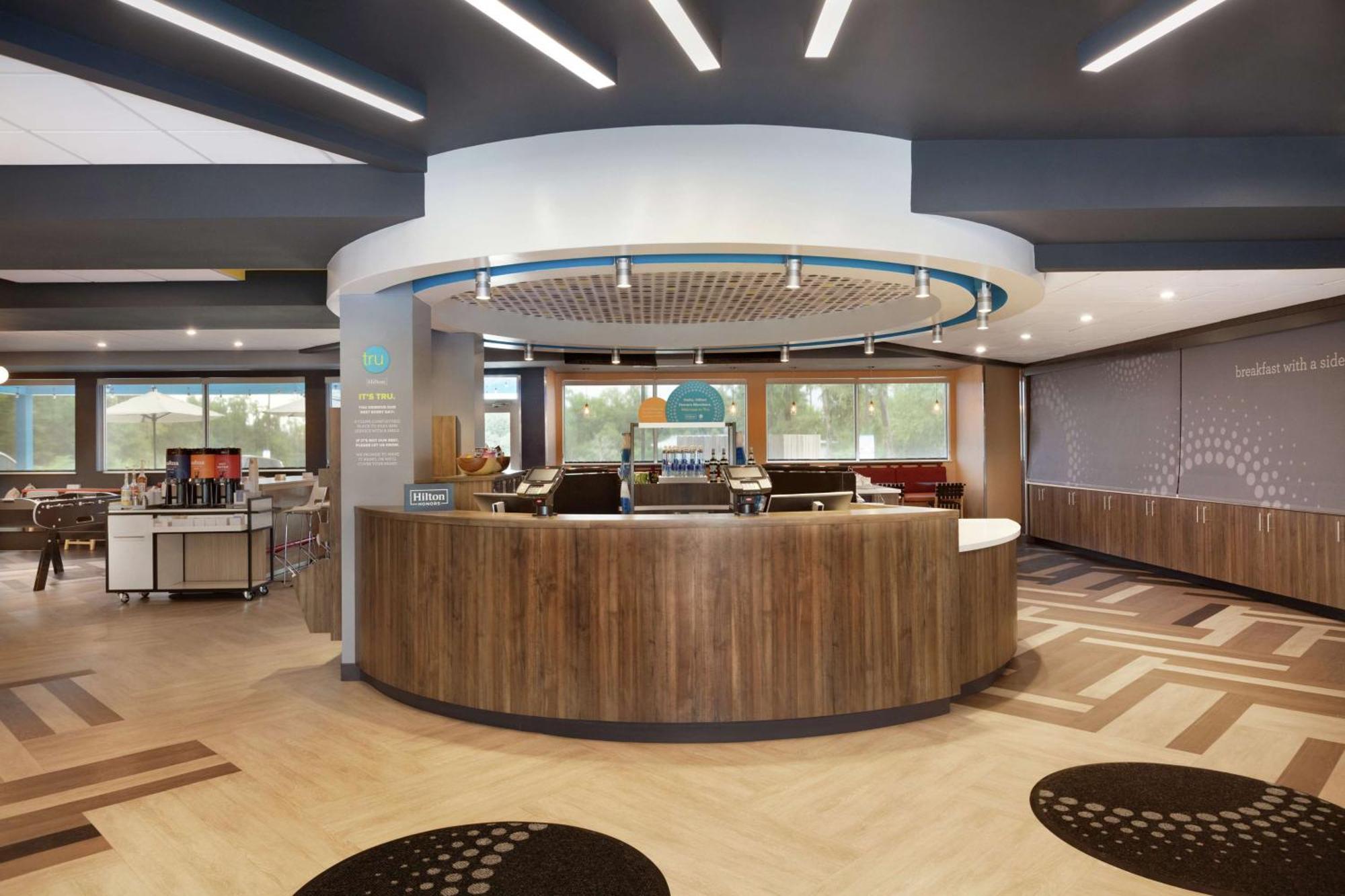 Hotel Tru By Hilton Lake Charles